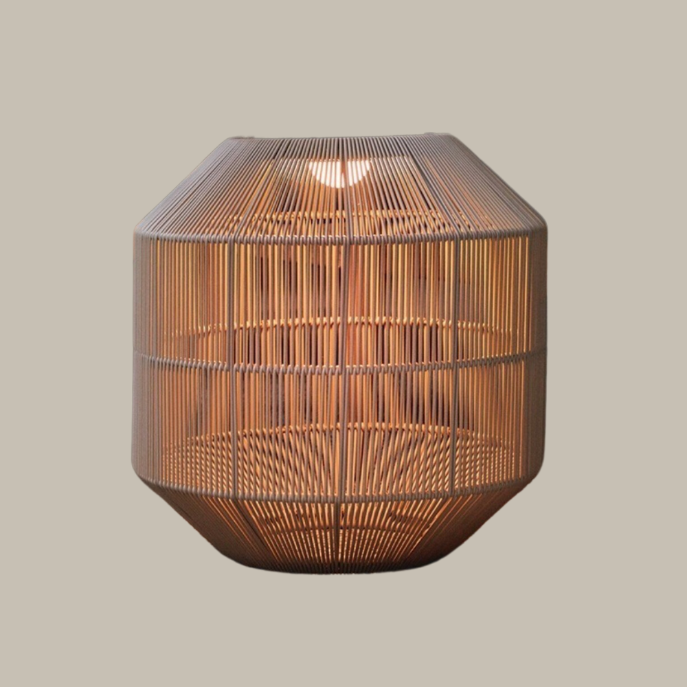 NALLA - LÁMPARA DE PISO DE ARTI-SEDA